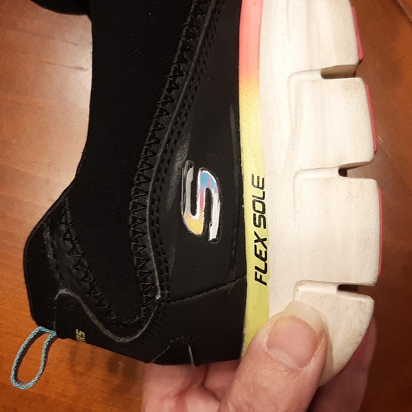 Skechers Lite-Weight Black Slip On Sneakers - Picture 6 of 10